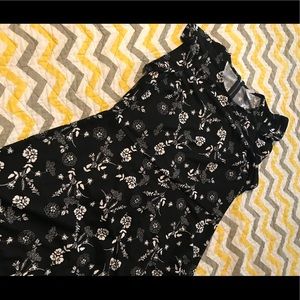 Xhilaration Black and White Flutter Sleeve Dress